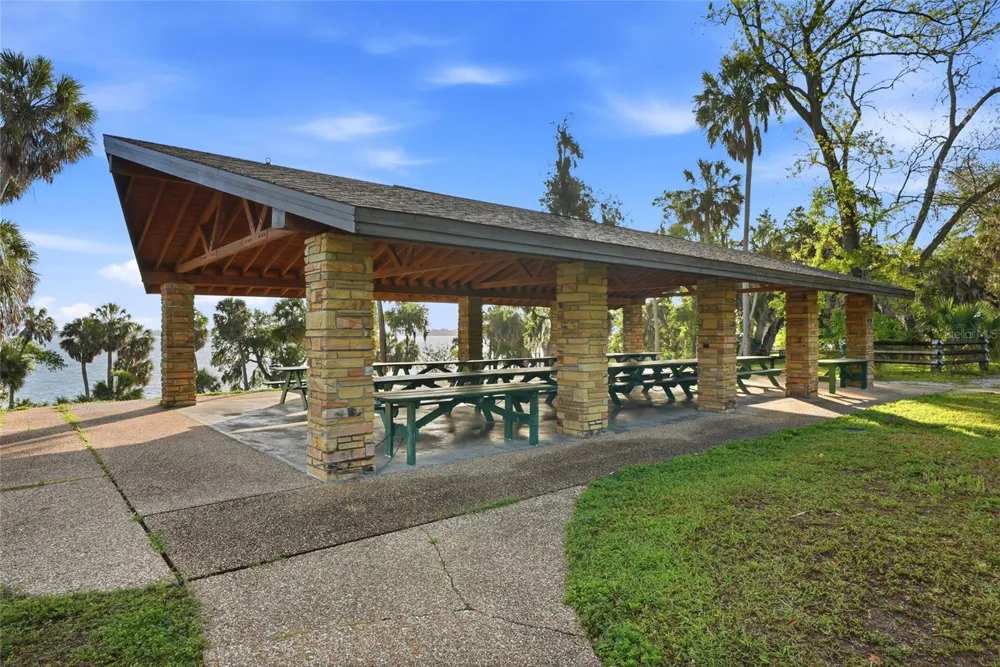 2376 RAJEL AVENUE Safety Harbor, FL 34695