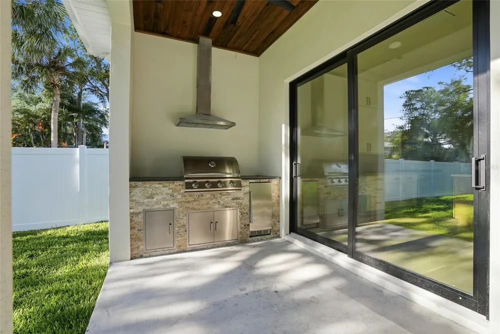 2376 RAJEL AVENUE Safety Harbor, FL 34695