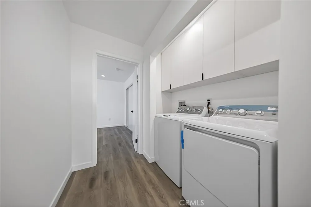 14827 Dearborn Street Panorama City, CA 91402