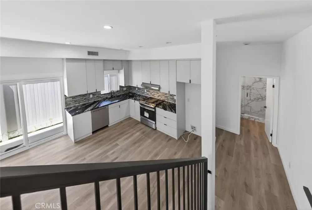 14827 Dearborn Street Panorama City, CA 91402