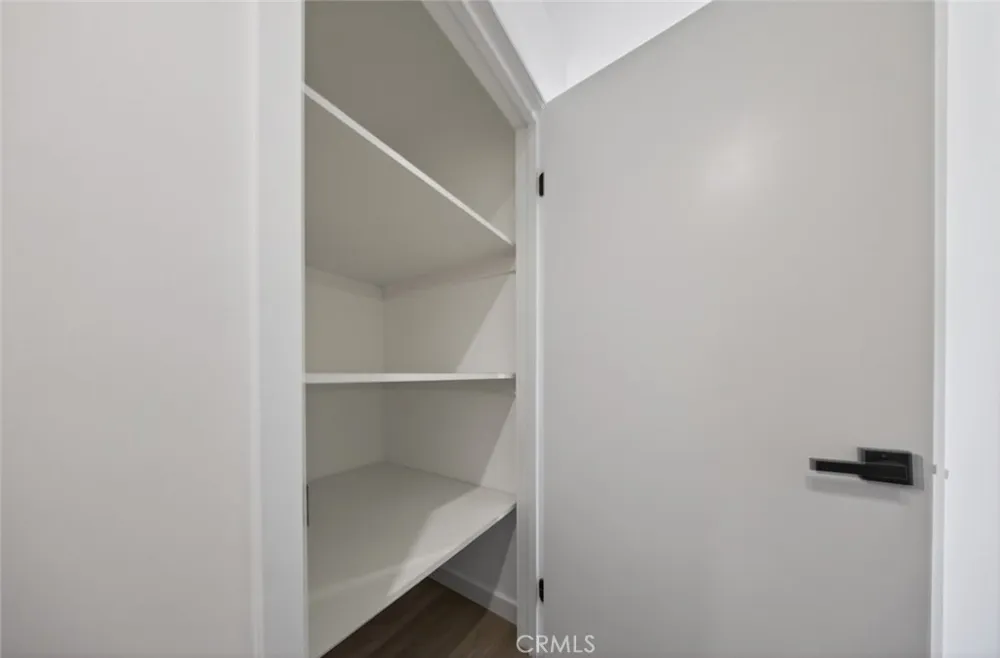 14827 Dearborn Street Panorama City, CA 91402