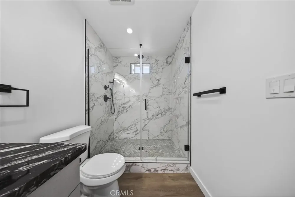 14827 Dearborn Street Panorama City, CA 91402