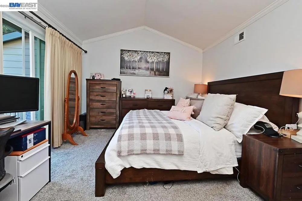 25105 Vista Greens Ct Hayward, CA 94541