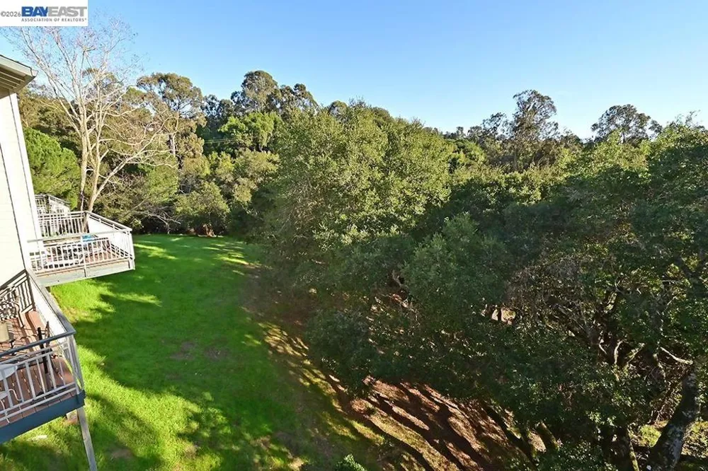 25105 Vista Greens Ct Hayward, CA 94541