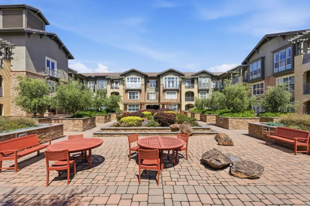 2881 Meridian Avenue #306 San Jose, CA 95124