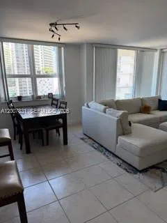 1155 Brickell Bay Dr #1201 Miami, FL 33131