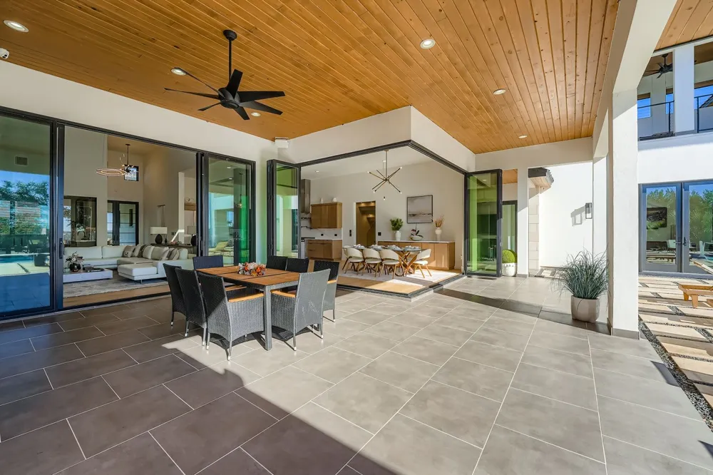 6412 Lantern View Drive Jonestown, TX 78645