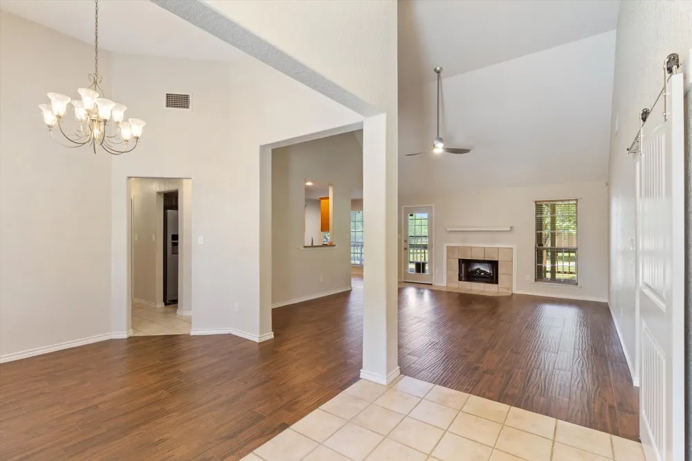53 Tinas Trail Martindale, TX 78655