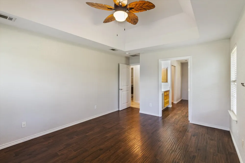 53 Tinas Trail Martindale, TX 78655