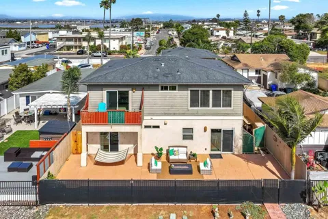 404 7th Street