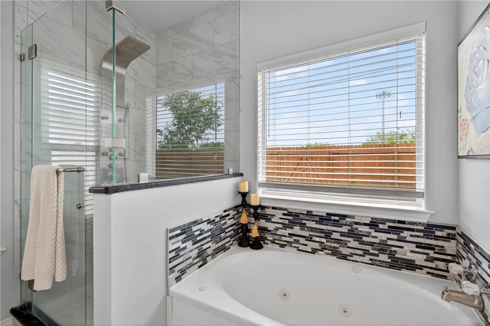 1806 Margaret Kingsville, TX 78363