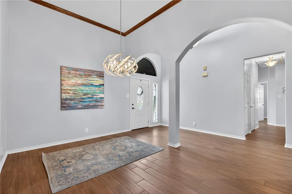 1806 Margaret Kingsville, TX 78363