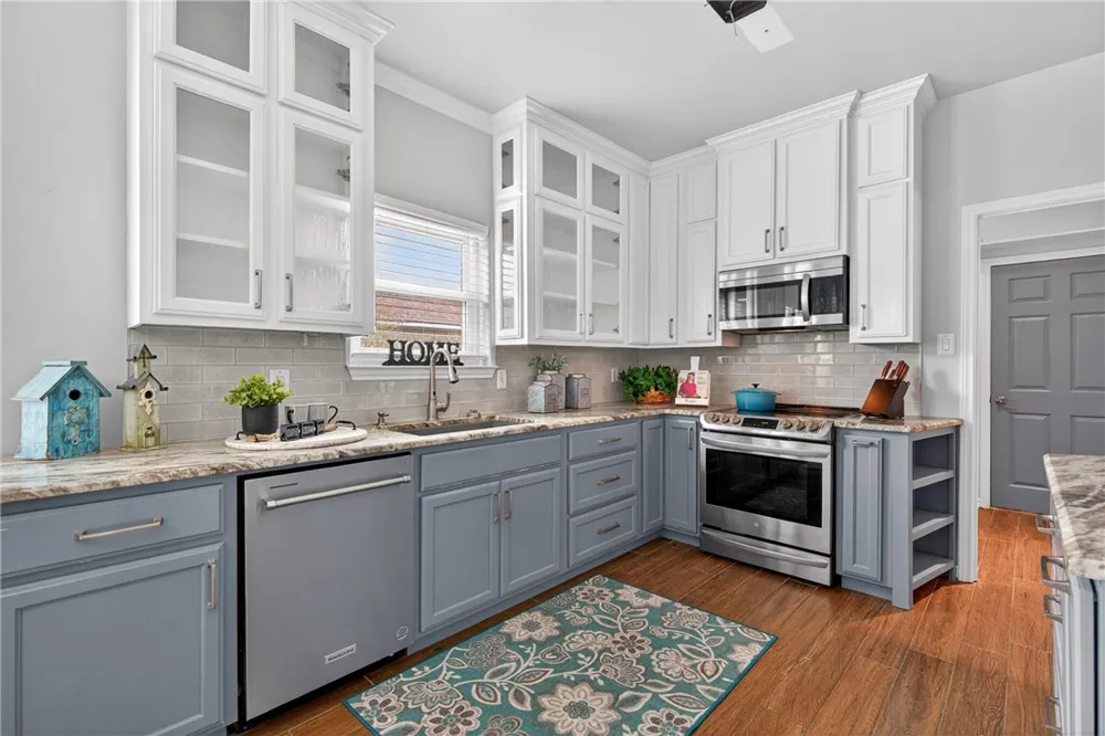 1806 Margaret Kingsville, TX 78363