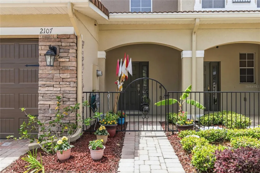 2107 VELVET LEAF DRIVE Ocoee, FL 34761