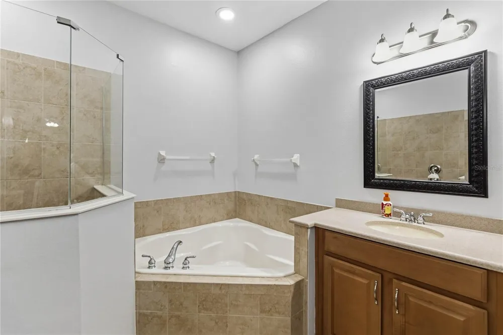 2107 VELVET LEAF DRIVE Ocoee, FL 34761