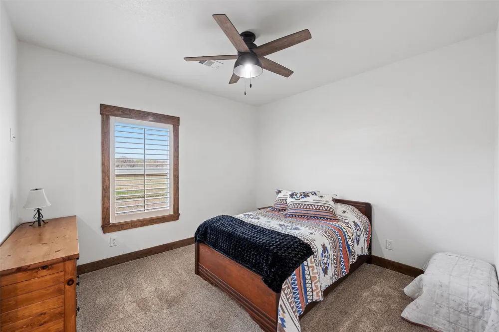399 Satin Rd Chilton, TX 76632
