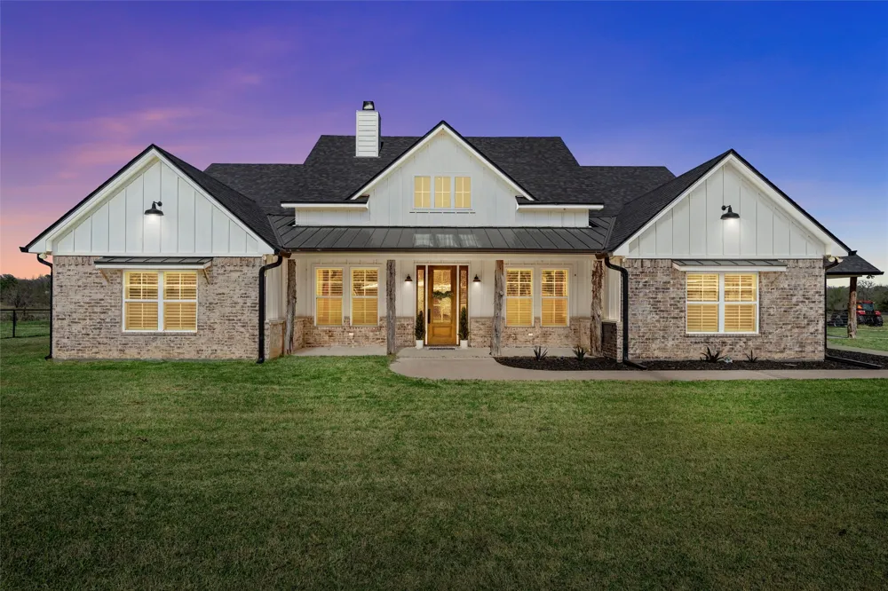 399 Satin Rd Chilton, TX 76632