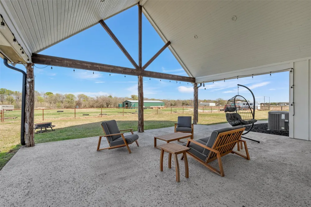399 Satin Rd Chilton, TX 76632