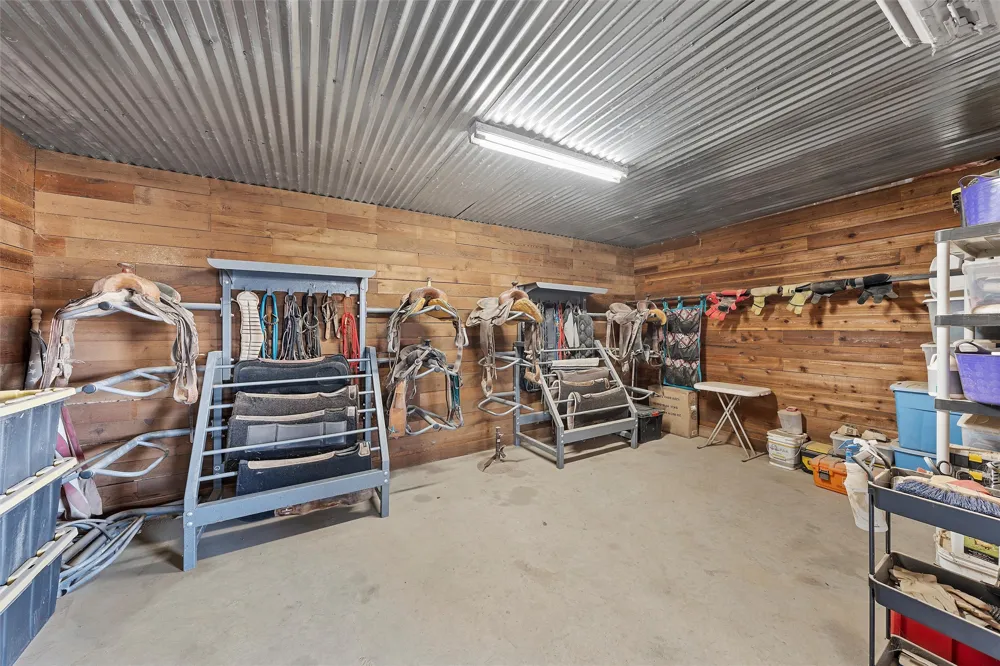 399 Satin Rd Chilton, TX 76632