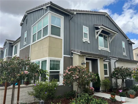 3560 E Lantern Paseo #138