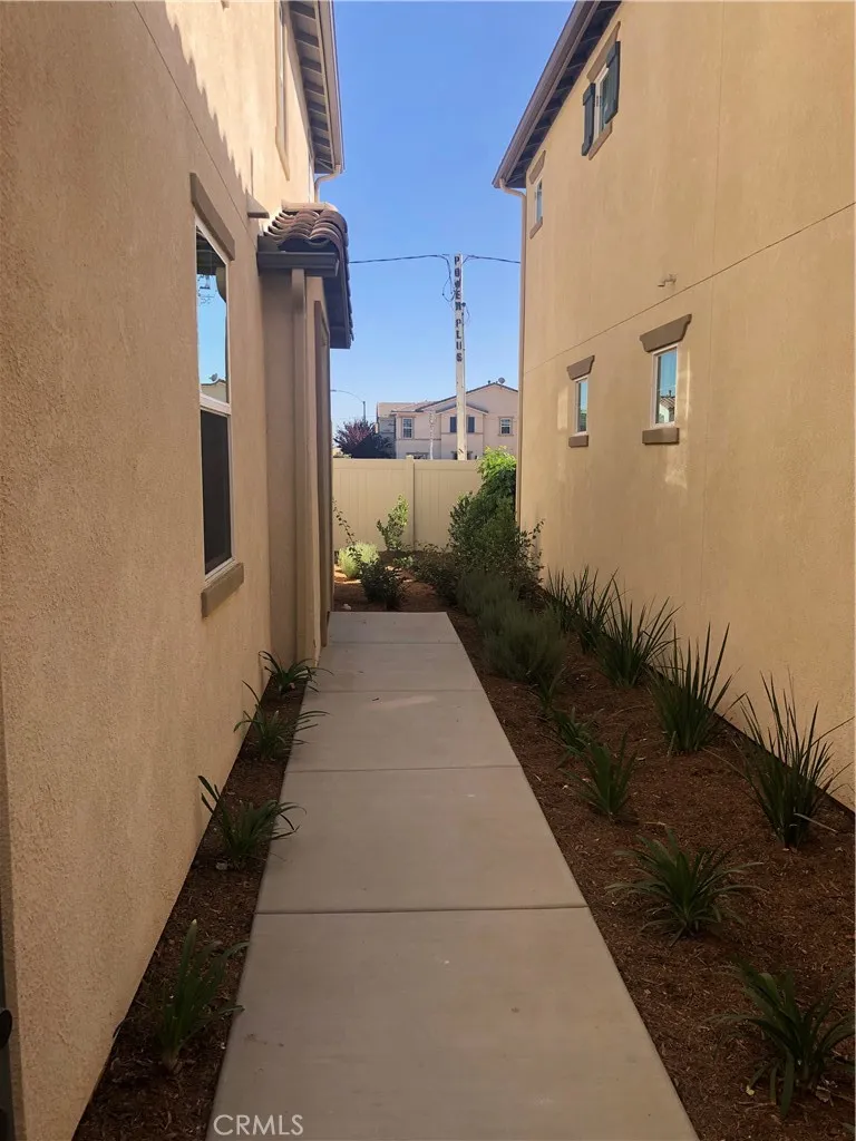 41957 Zafra Street Murrieta, CA 92562