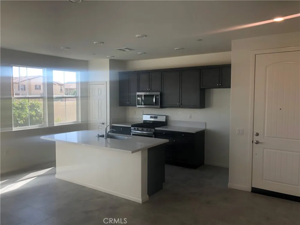 41957 Zafra Street Murrieta, CA 92562
