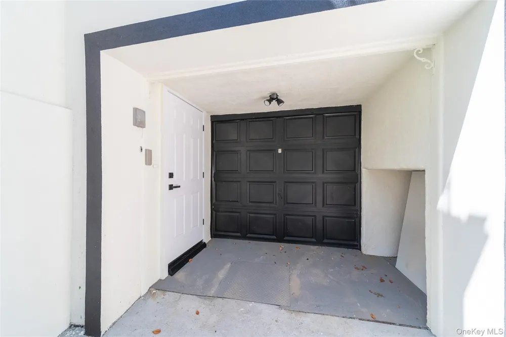 8632 Midland Parkway Jamaica Estates, NY 11432