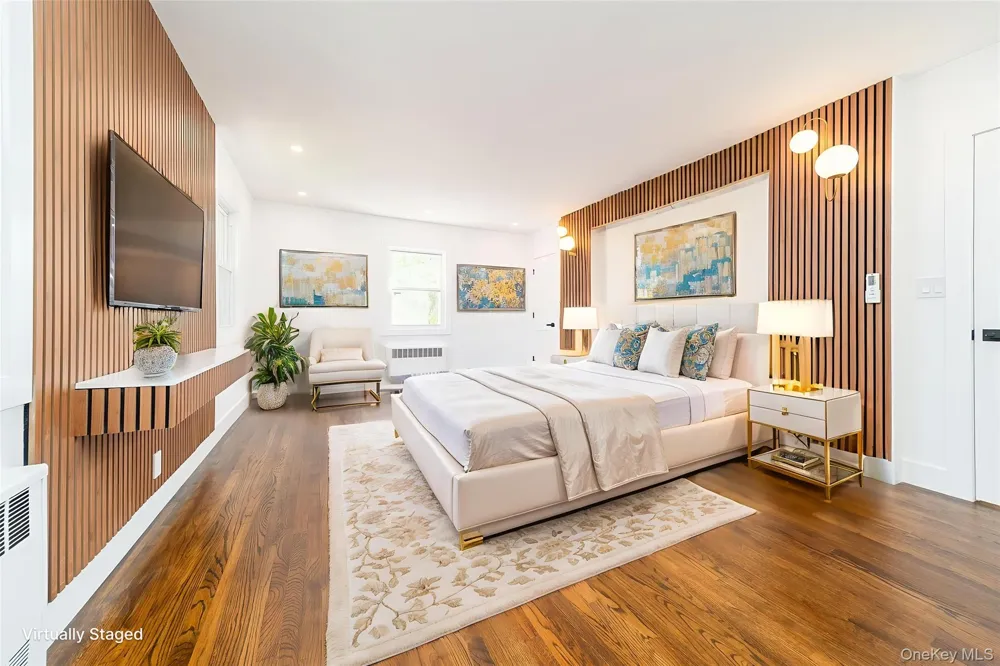 8632 Midland Parkway Jamaica Estates, NY 11432