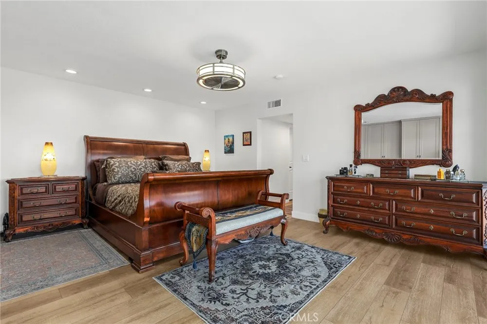 5164 Faris Lane Woodland Hills, CA 91364