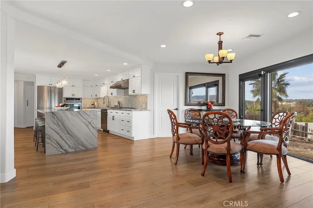 5164 Faris Lane Woodland Hills, CA 91364