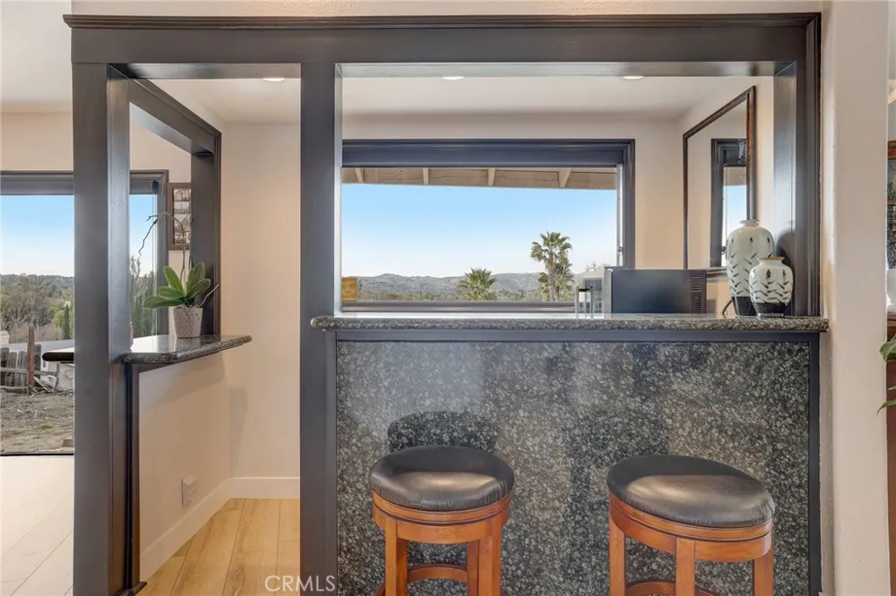 5164 Faris Lane Woodland Hills, CA 91364