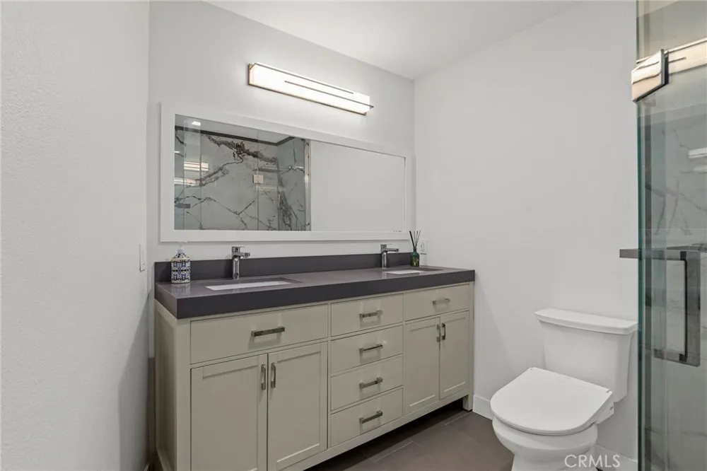 5164 Faris Lane Woodland Hills, CA 91364