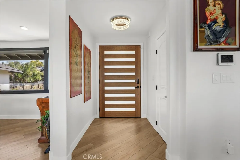 5164 Faris Lane Woodland Hills, CA 91364