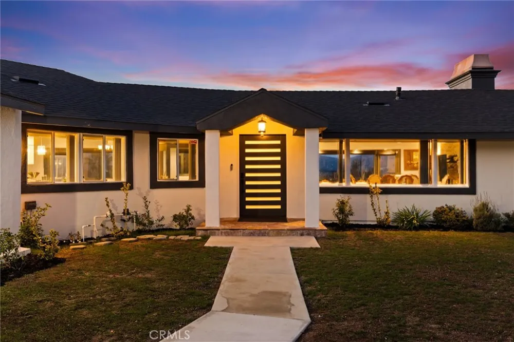 5164 Faris Lane Woodland Hills, CA 91364