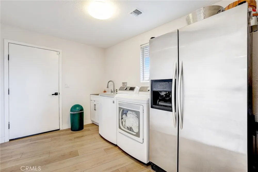 5164 Faris Lane Woodland Hills, CA 91364