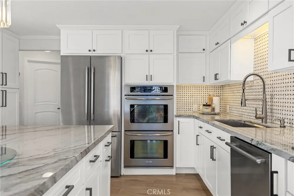 5164 Faris Lane Woodland Hills, CA 91364