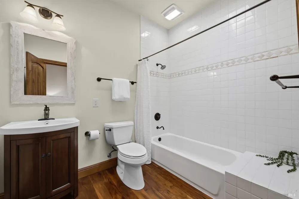 977 Pratt Avenue St. Helena, CA 94574
