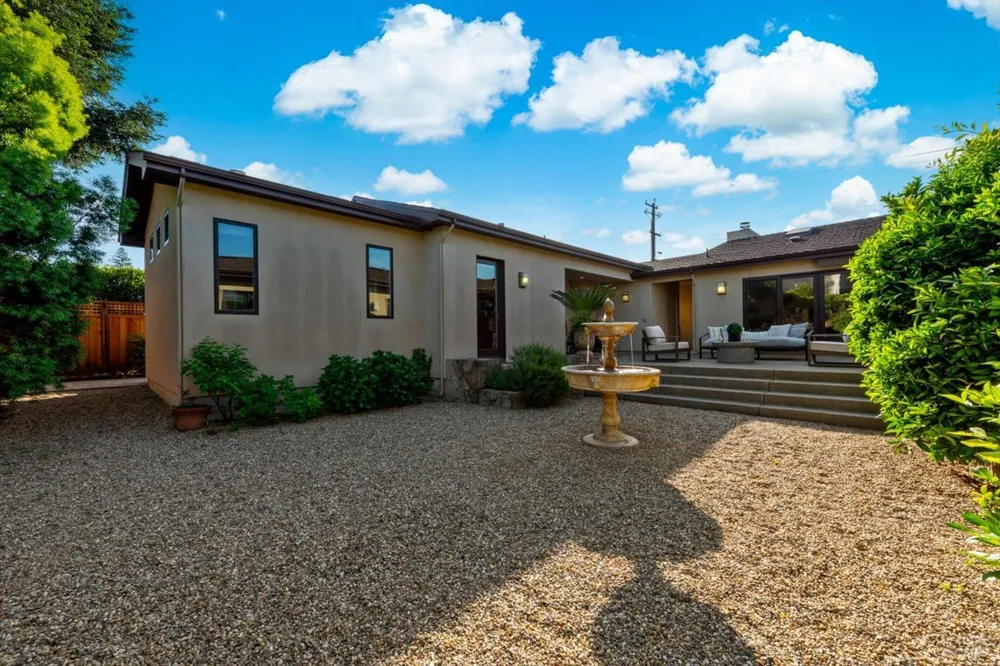 977 Pratt Avenue St. Helena, CA 94574