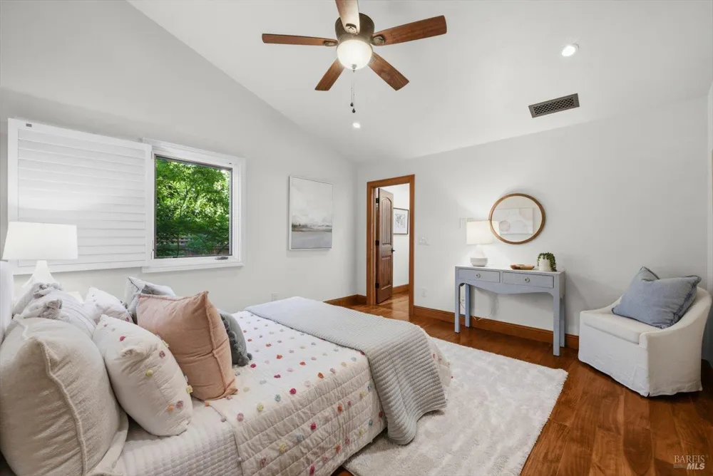 977 Pratt Avenue St. Helena, CA 94574