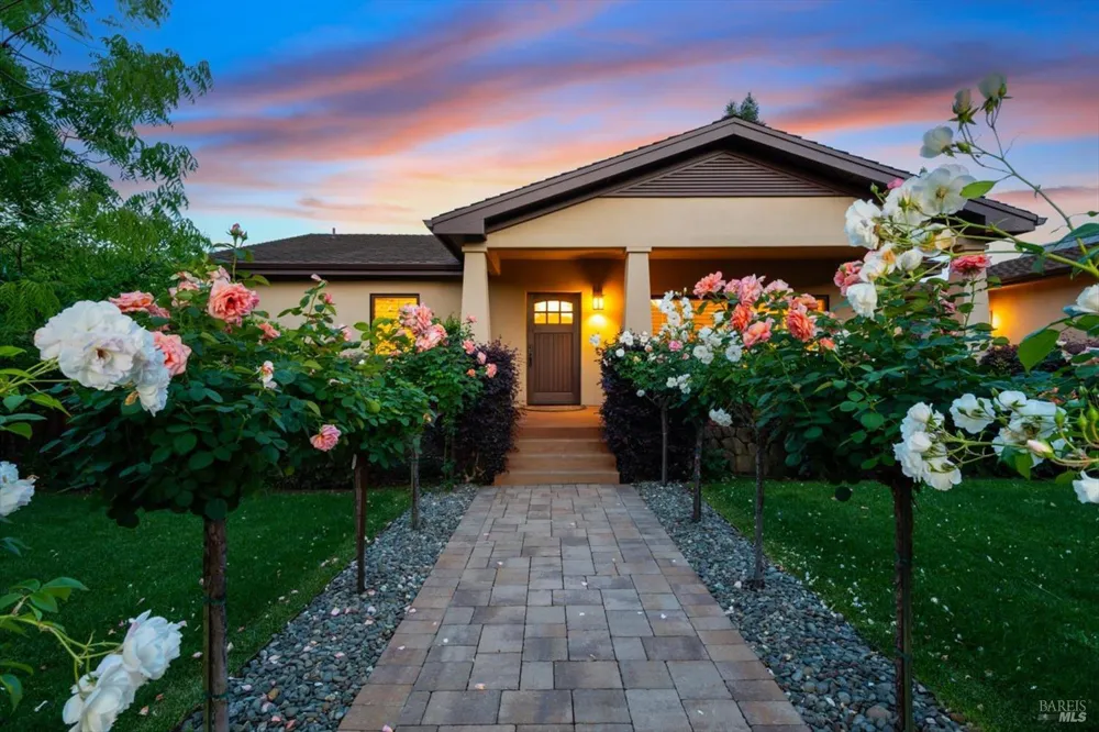 977 Pratt Avenue St. Helena, CA 94574
