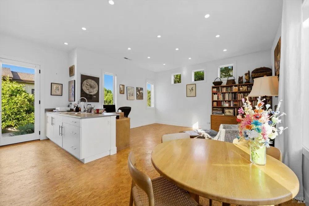 977 Pratt Avenue St. Helena, CA 94574