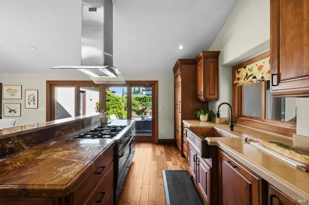 977 Pratt Avenue St. Helena, CA 94574