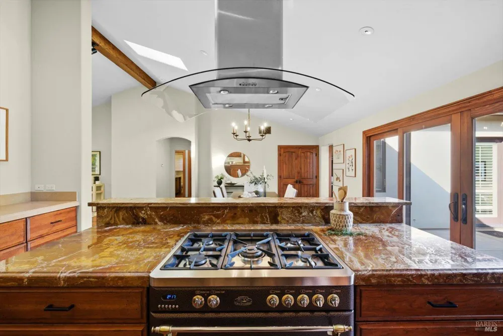 977 Pratt Avenue St. Helena, CA 94574