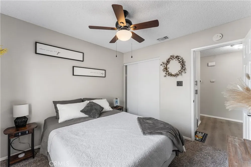 3472 Roxbury Rosamond, CA 93560