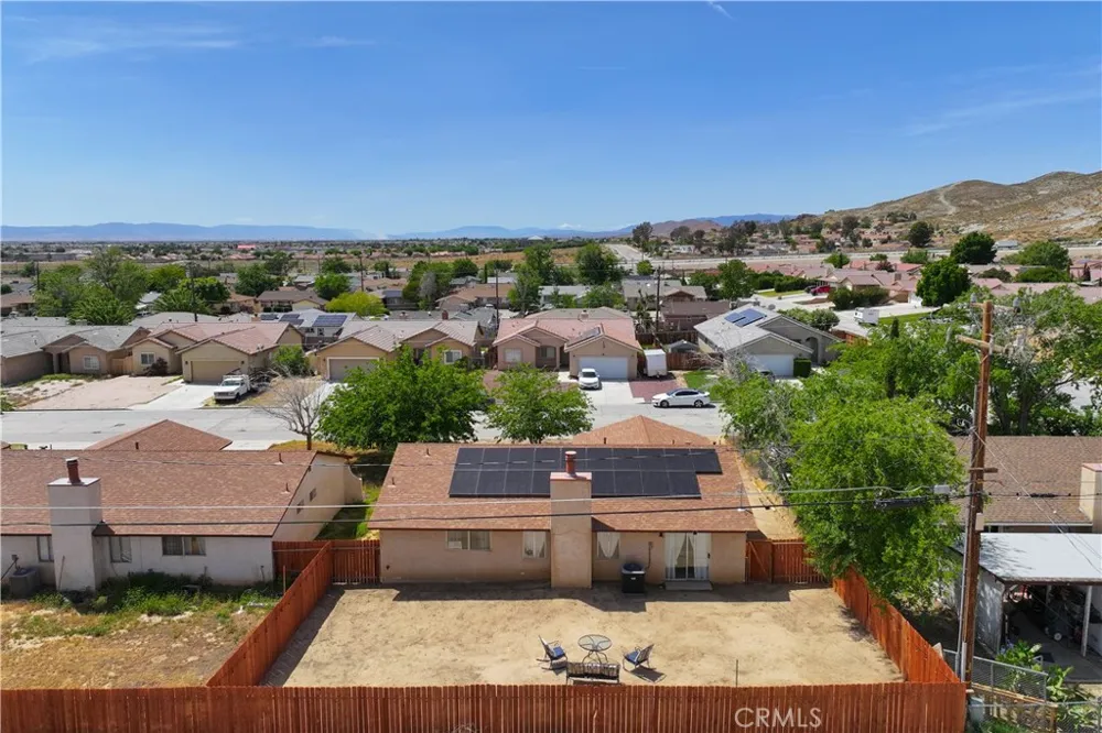 3472 Roxbury Rosamond, CA 93560