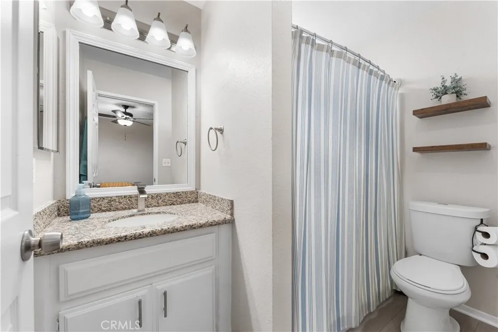 3472 Roxbury Rosamond, CA 93560