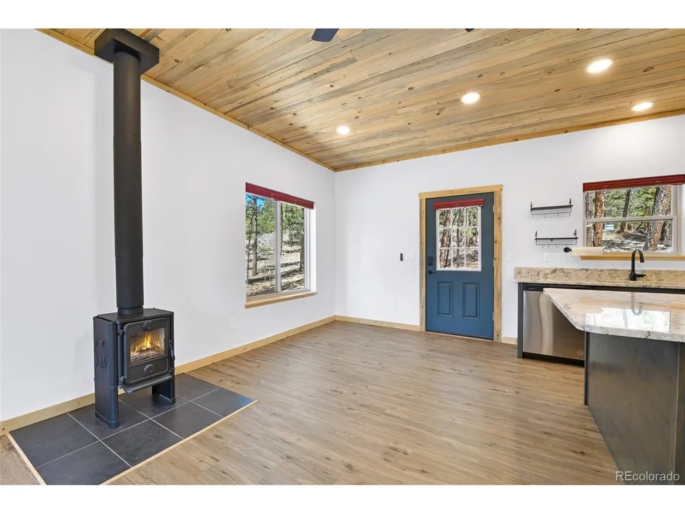 42 Hannah Circle Westcliffe, CO 81252