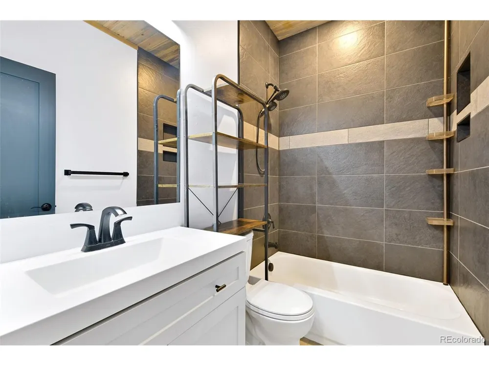 42 Hannah Circle Westcliffe, CO 81252