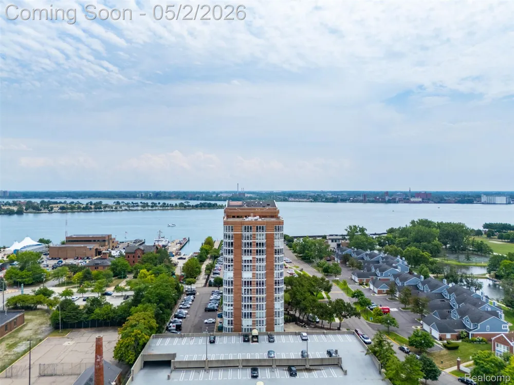 250 E Harbortown Drive #404 Detroit City, MI 48207