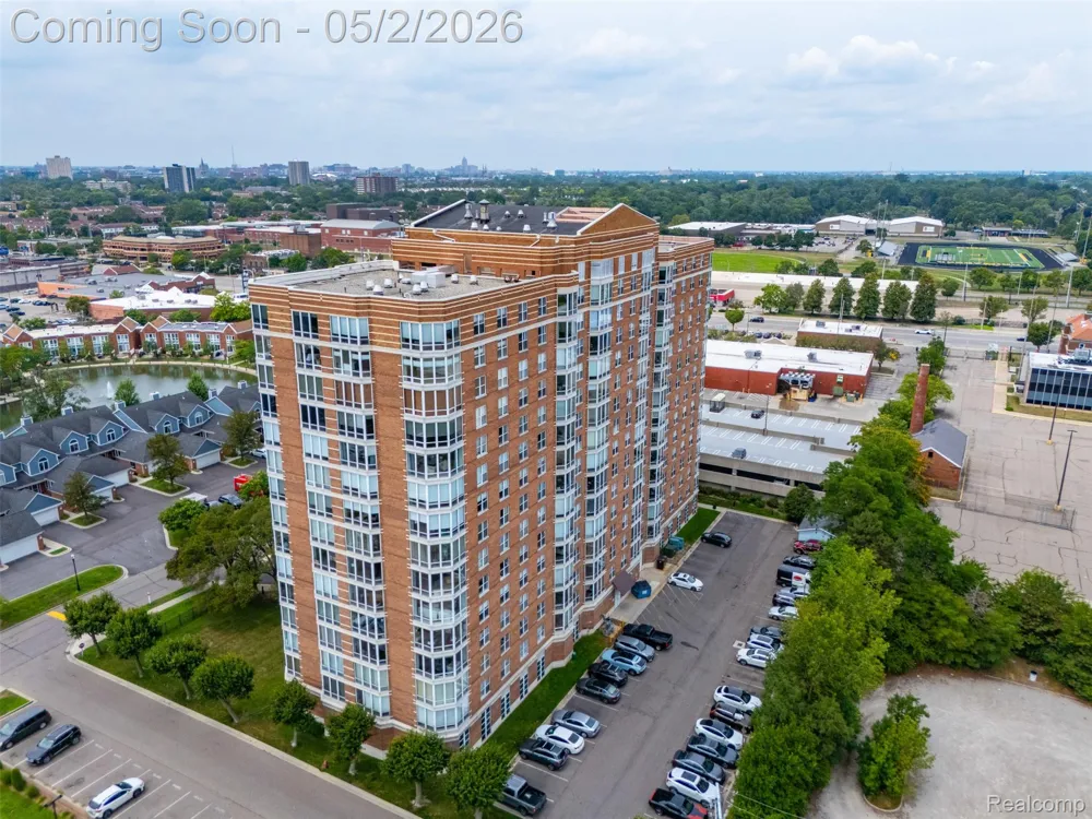 250 E Harbortown Drive #404 Detroit City, MI 48207